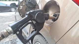 Giá xăng dầu hôm nay 14.4: Giảm mạnh