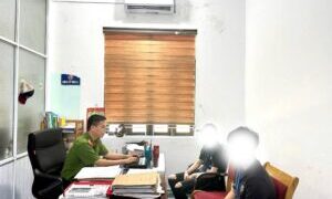 TRIỆU TẬP NHÓM THANH NIÊN XÔ XÁT TRÊN ĐƯỜNG ĐÔI Ở XÃ QUẢNG HÀ