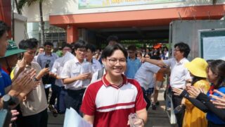 AI vào đề thi ngữ văn, thí sinh mừng rỡ như được… trúng tủ