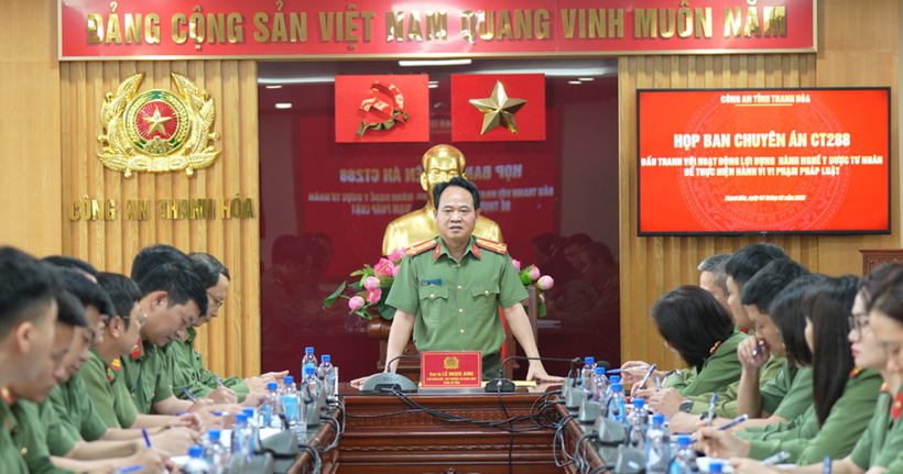 Đại tá Lê Ngọc Anh, Phó Giám đốc Công an tỉnh Thanh Hóa trực tiếp chỉ đạo phá án. (Ảnh: Công an Thanh Hóa)